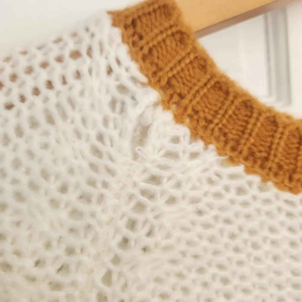 Goodnight Macaroon Sweater - Picture 4 of 4